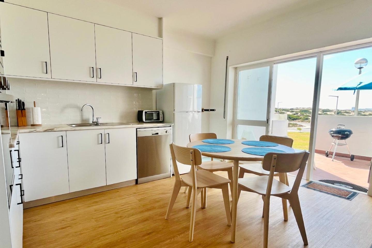 Apartamento Luciana - Beachside, Balcony, Sunset View فيريل المظهر الخارجي الصورة