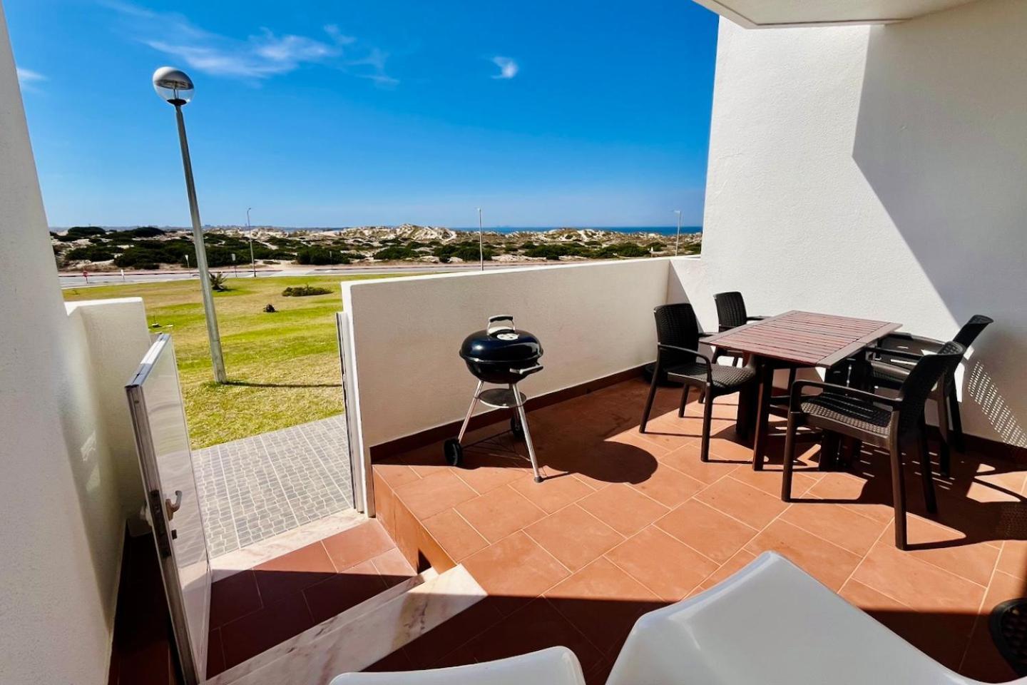 Apartamento Luciana - Beachside, Balcony, Sunset View فيريل المظهر الخارجي الصورة